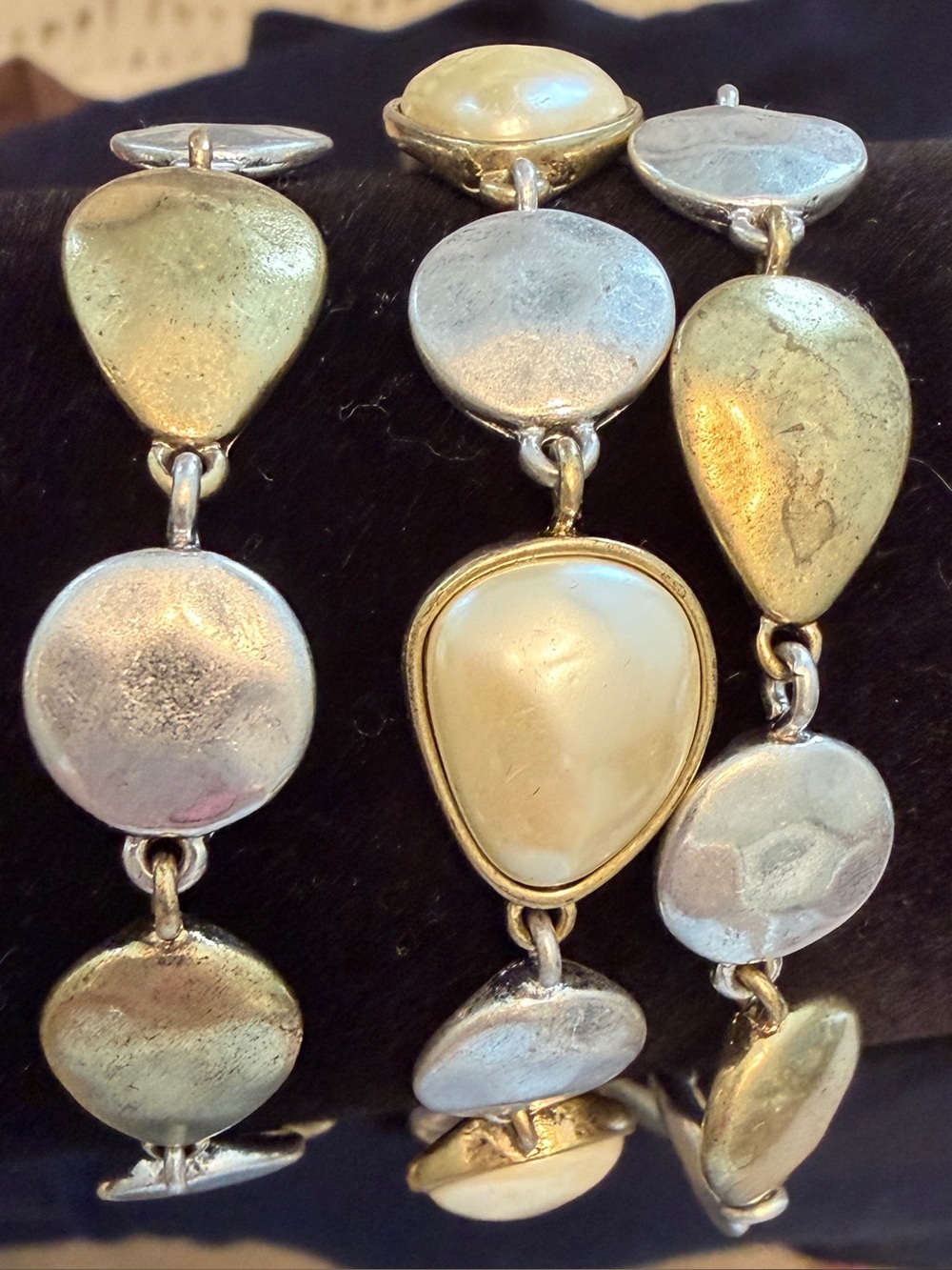 Silver and Gold Teardrop Link Bracelet with Pearlescent Accents